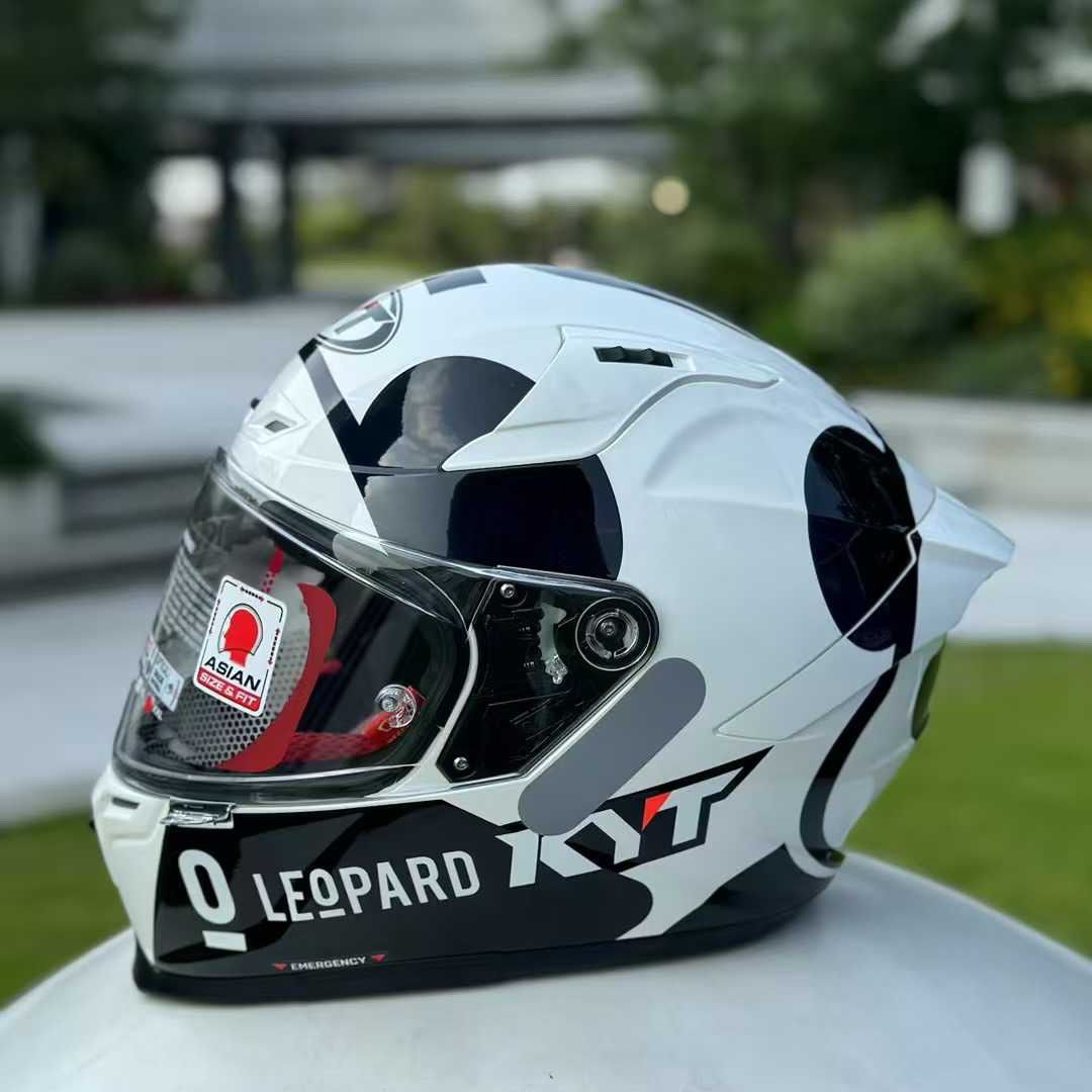 Casco da Moto HOT KYT ST in Fi - Carbon Fiber Lightweight Motorcycle Helmet recensione e prezzo