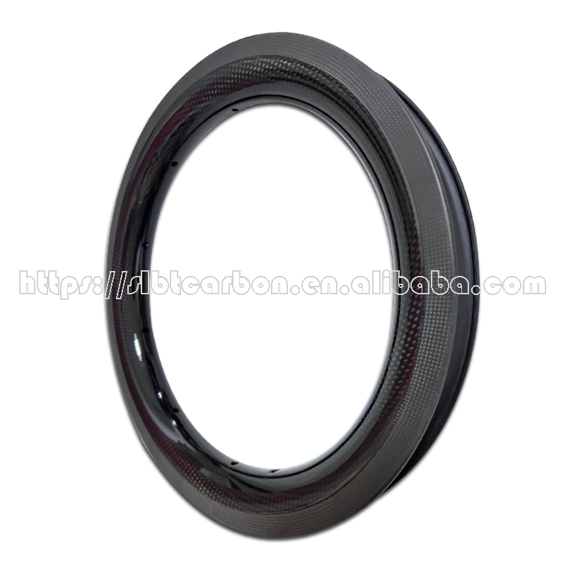 Cerchi in carbonio premium da  - Scooter Parts recensione e prezzo